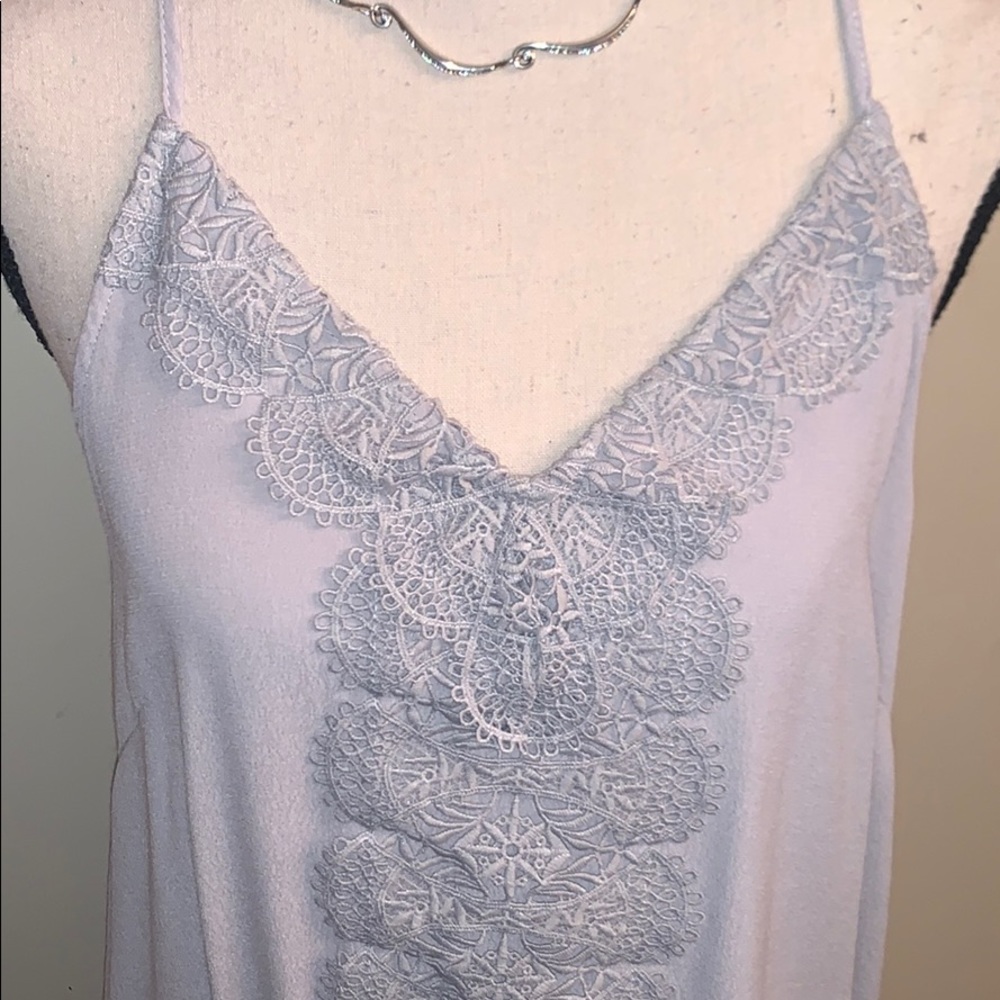 EUC Worn Once Light Gray Lace Trimmed Tunic Tank - Picture 2 of 7